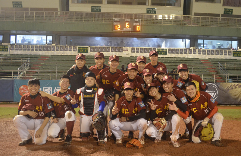輔仁大學打出本屆史嘟黨杯首場無安打、無失分的精彩比賽